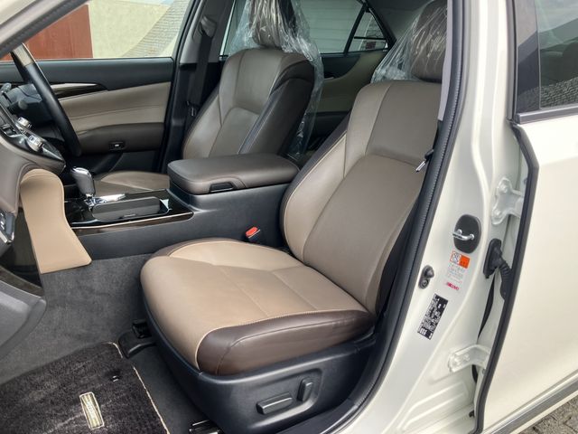 TOYOTA CROWN MAJESTA HYBRID 2017 Image 31