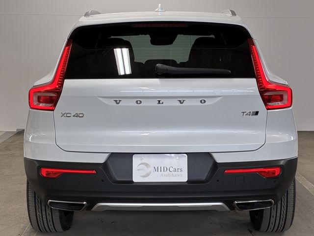 VOLVO XC40 2019 Image 31