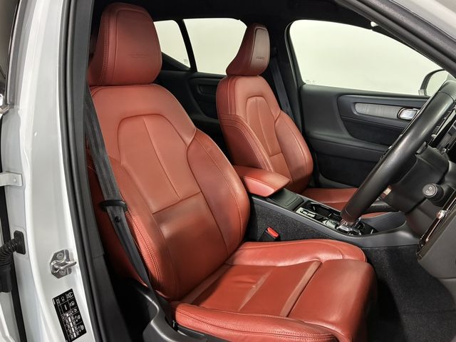 VOLVO XC40 2019 Image 31