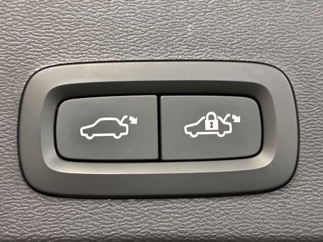 VOLVO XC40 2019 Image 31