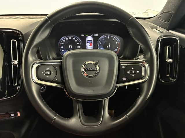 VOLVO XC40 2019 Image 31