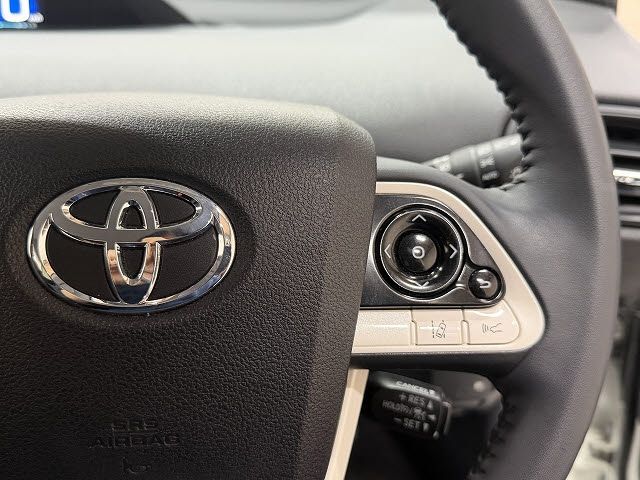 TOYOTA PRIUS 2018 Image 31