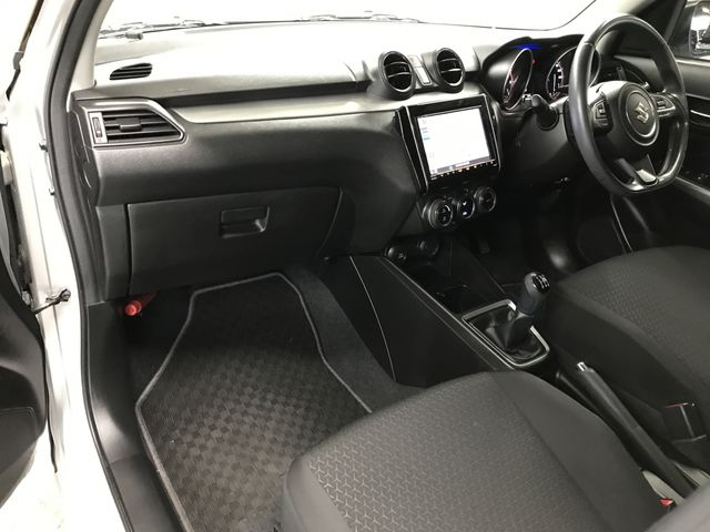 SUZUKI SWIFT 2018 Image 31