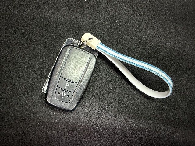 TOYOTA PRIUS 2019 Image 31