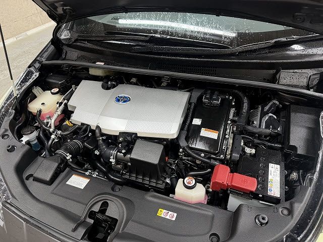 TOYOTA PRIUS 2019 Image 31
