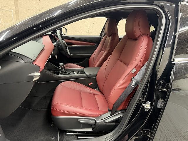 MAZDA 3 FASTBACK 2025 Image 31