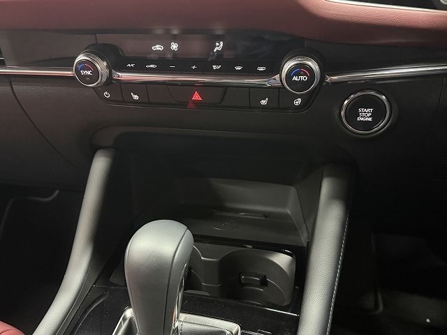 MAZDA 3 FASTBACK 2025 Image 31