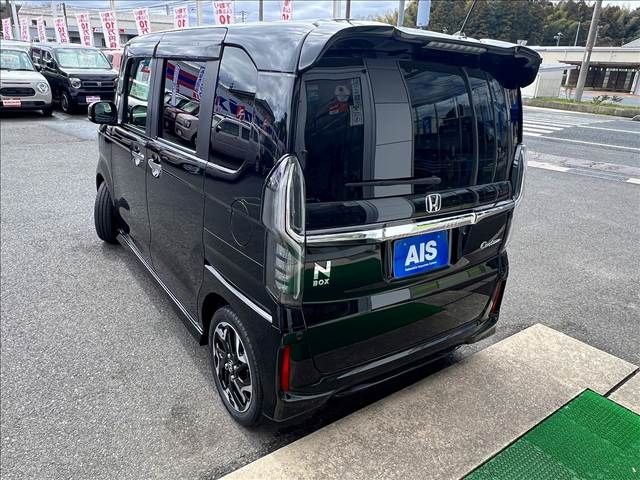 HONDA N BOX CUSTOM 2020 Image 31