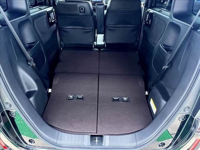 HONDA N BOX CUSTOM 2020 Image 31