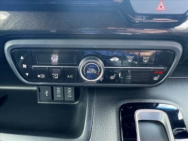 HONDA N BOX CUSTOM 2020 Image 31