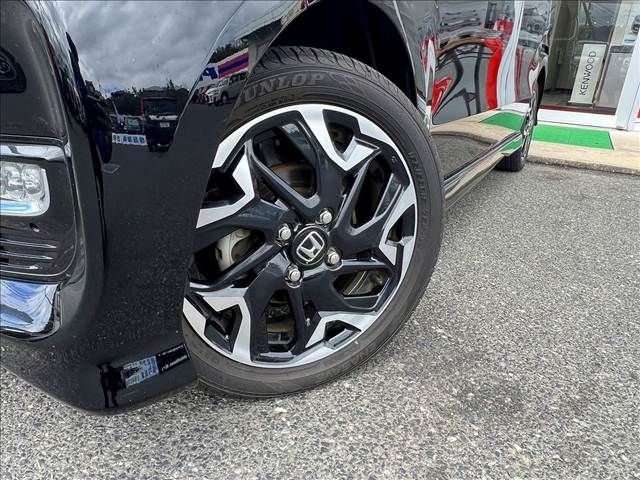 HONDA N BOX CUSTOM 2020 Image 31