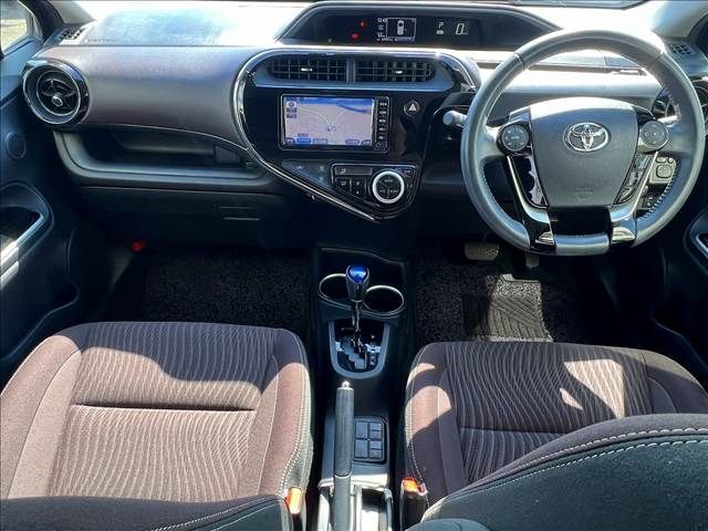 TOYOTA AQUA 2017 Image 31