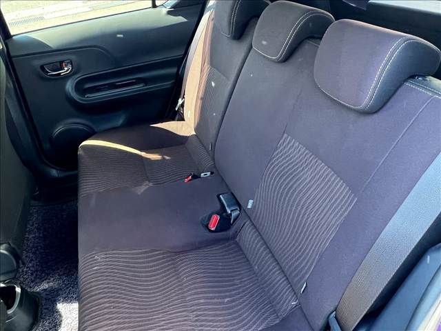 TOYOTA AQUA 2017 Image 31