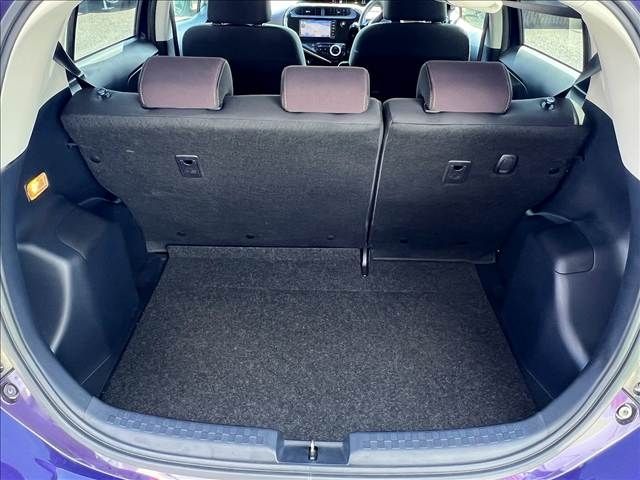 TOYOTA AQUA 2017 Image 31