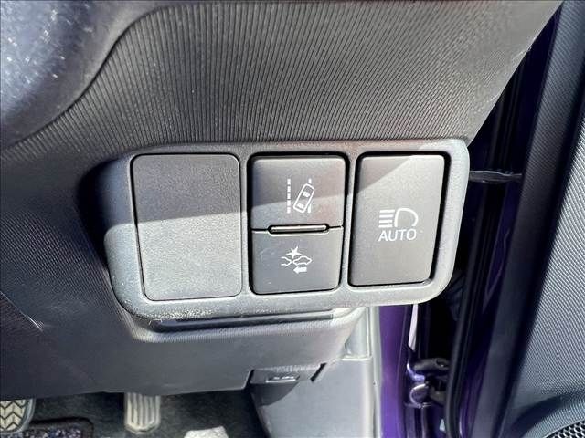 TOYOTA AQUA 2017 Image 31