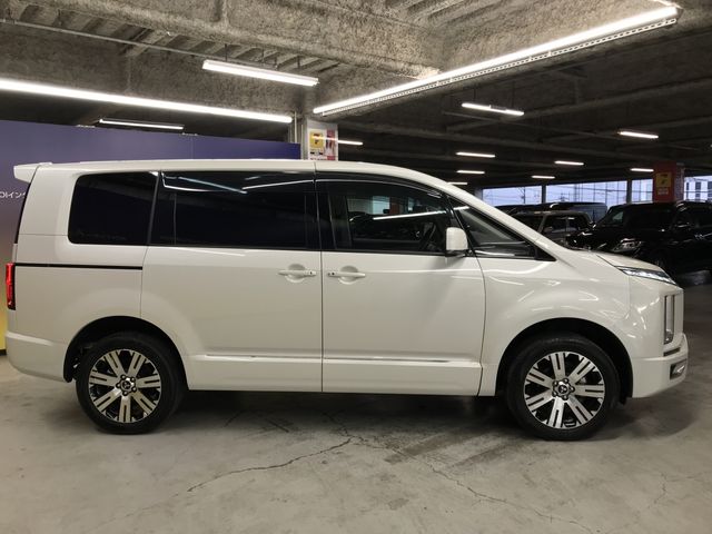MITSUBISHI DELICA D:5 4WD 2019 Image 31