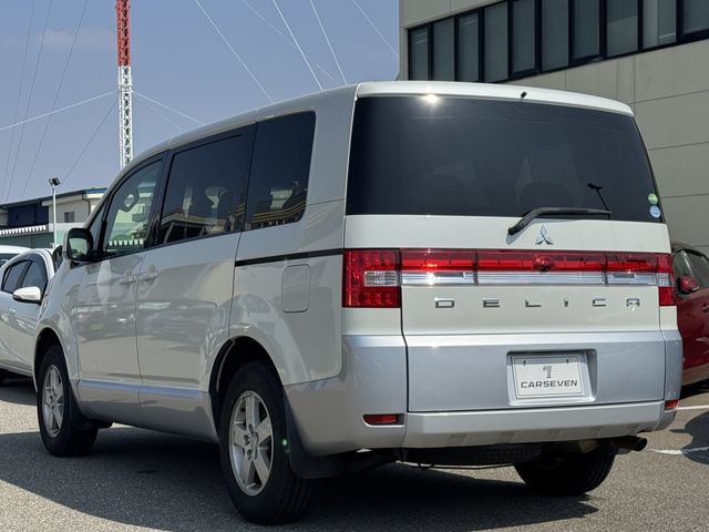 MITSUBISHI DELICA D:5 2WD 2012 Image 31