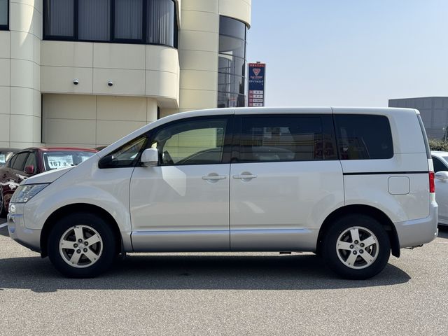 MITSUBISHI DELICA D:5 2WD 2012 Image 31