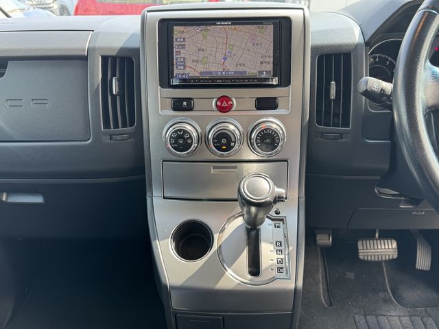 MITSUBISHI DELICA D:5 2WD 2012 Image 31