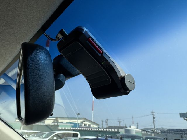 MITSUBISHI DELICA D:5 2WD 2012 Image 31