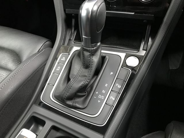 VOLKSWAGEN GOLF 2019 Image 31