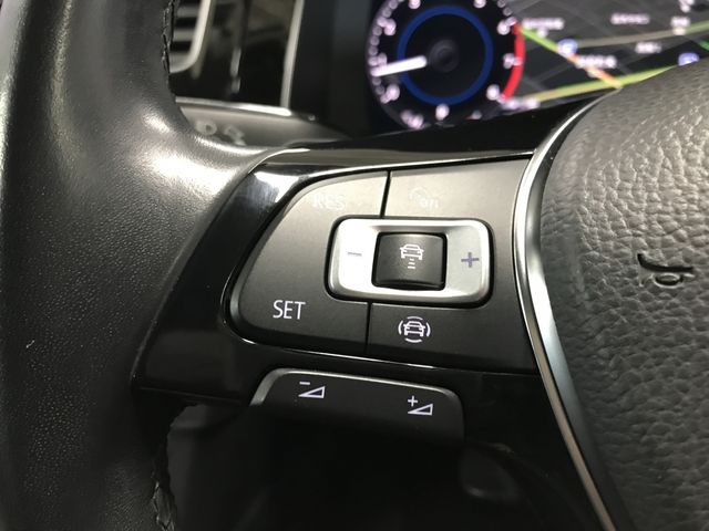 VOLKSWAGEN GOLF 2019 Image 31