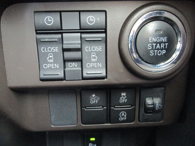 TOYOTA ROOMY 4WD 2021 Image 31