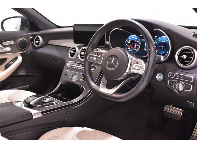 MERCEDES BENZ C CLAS 2019 Image 31