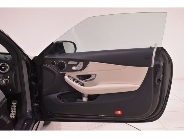 MERCEDES BENZ C CLAS 2019 Image 31