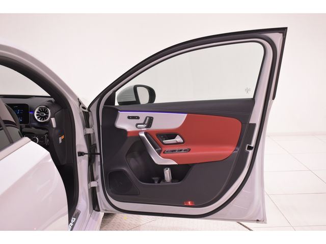 MERCEDES BENZ MERCEDES AMG A CLASS 2020 Image 31