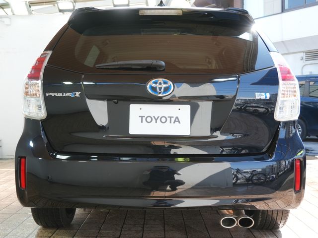 TOYOTA PRIUS ALPHA 2016 Image 31