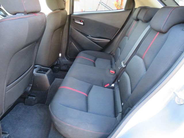 MAZDA DEMIO 4WD 2017 Image 31