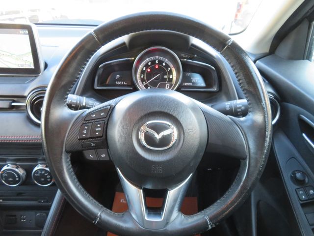 MAZDA DEMIO 4WD 2017 Image 31