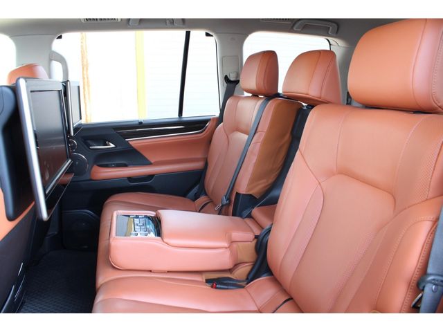 TOYOTA LEXUS LX570 AWD 2015 Image 31