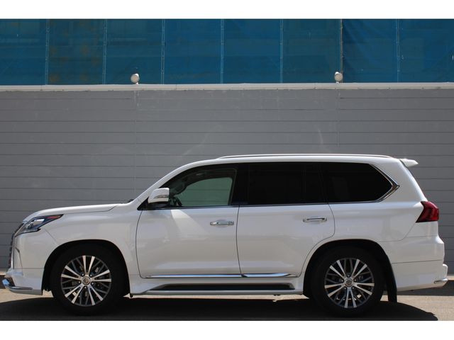 TOYOTA LEXUS LX570 AWD 2015 Image 31