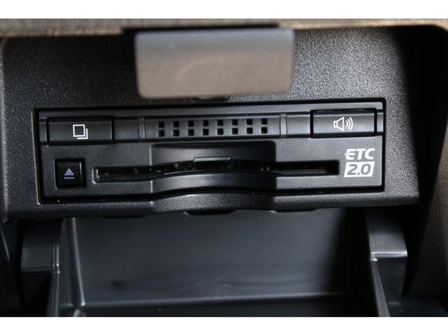 TOYOTA LEXUS LX570 AWD 2015 Image 31