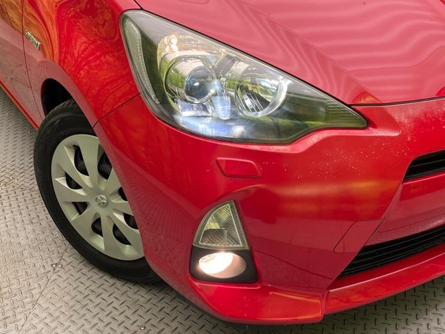 TOYOTA AQUA 2013 Image 31