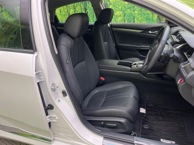 HONDA CIVIC SEDAN 2018 Image 31