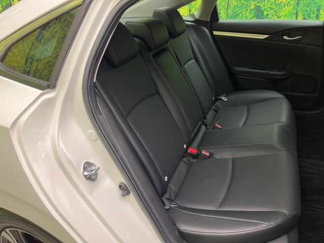 HONDA CIVIC SEDAN 2018 Image 31