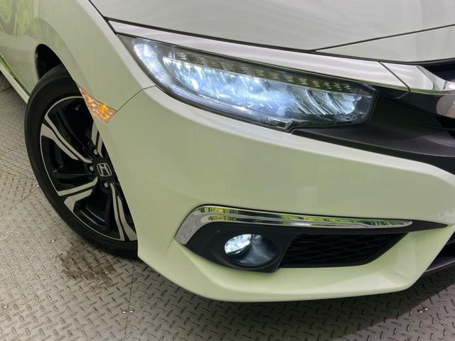 HONDA CIVIC SEDAN 2018 Image 31