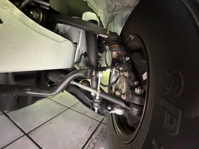 TOYOTA HIACE VAN 2WD 2025 Image 31