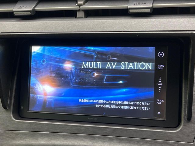 TOYOTA PRIUS 2011 Image 31