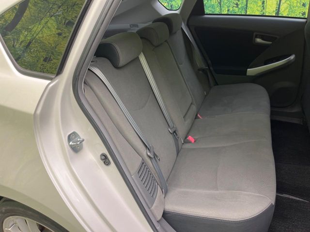 TOYOTA PRIUS 2011 Image 31