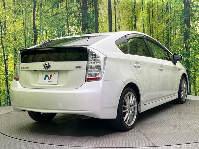 TOYOTA PRIUS 2011 Image 31