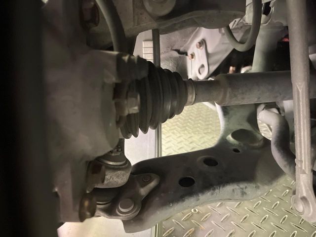 TOYOTA PRIUS 2011 Image 31