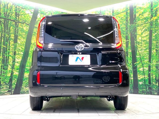 TOYOTA SIENTA HYBRID 2025 Image 31