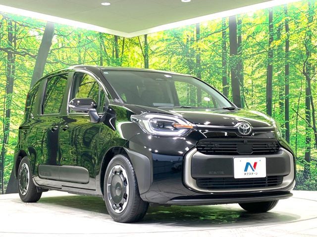 TOYOTA SIENTA HYBRID 2025 Image 31