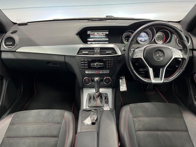 MERCEDES BENZ C CLAS 2014 Image 31
