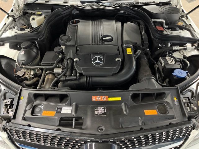 MERCEDES BENZ C CLAS 2014 Image 31