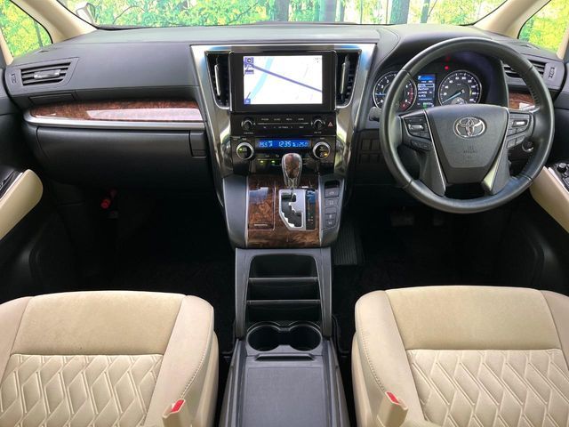 TOYOTA ALPHARD 2020 Image 31